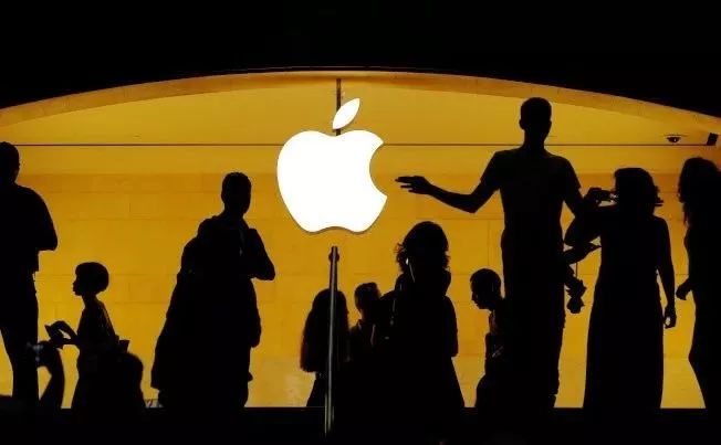 苹果第一季财报“悲惨”落定！库克宣布下调iPhone价格