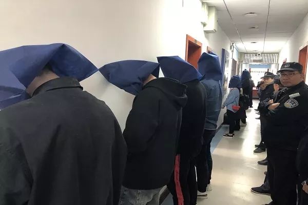 荐股诈骗案：湘潭警方破获股指期货诈骗案 