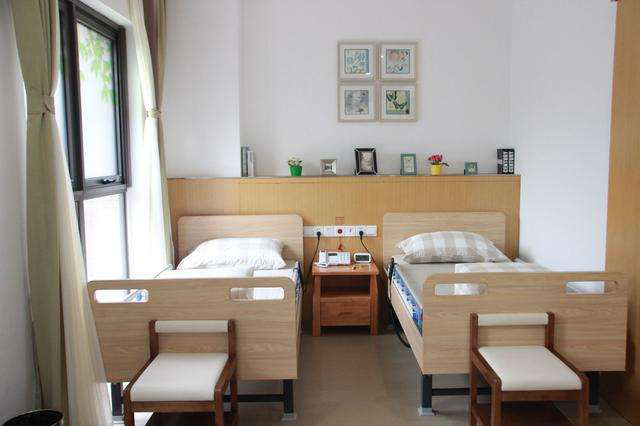 老年人越来越多，要存够多少钱才能养老自由？