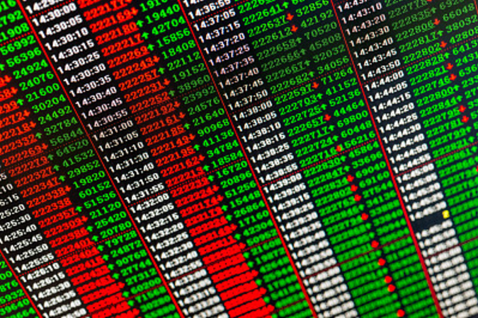 美拟增2000亿美元征税清单！A股破3000