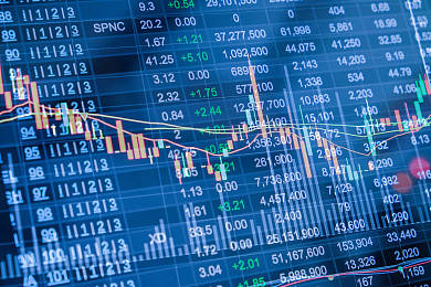 市场对贸易战看法大转折 黄金回归本色待美露破绽